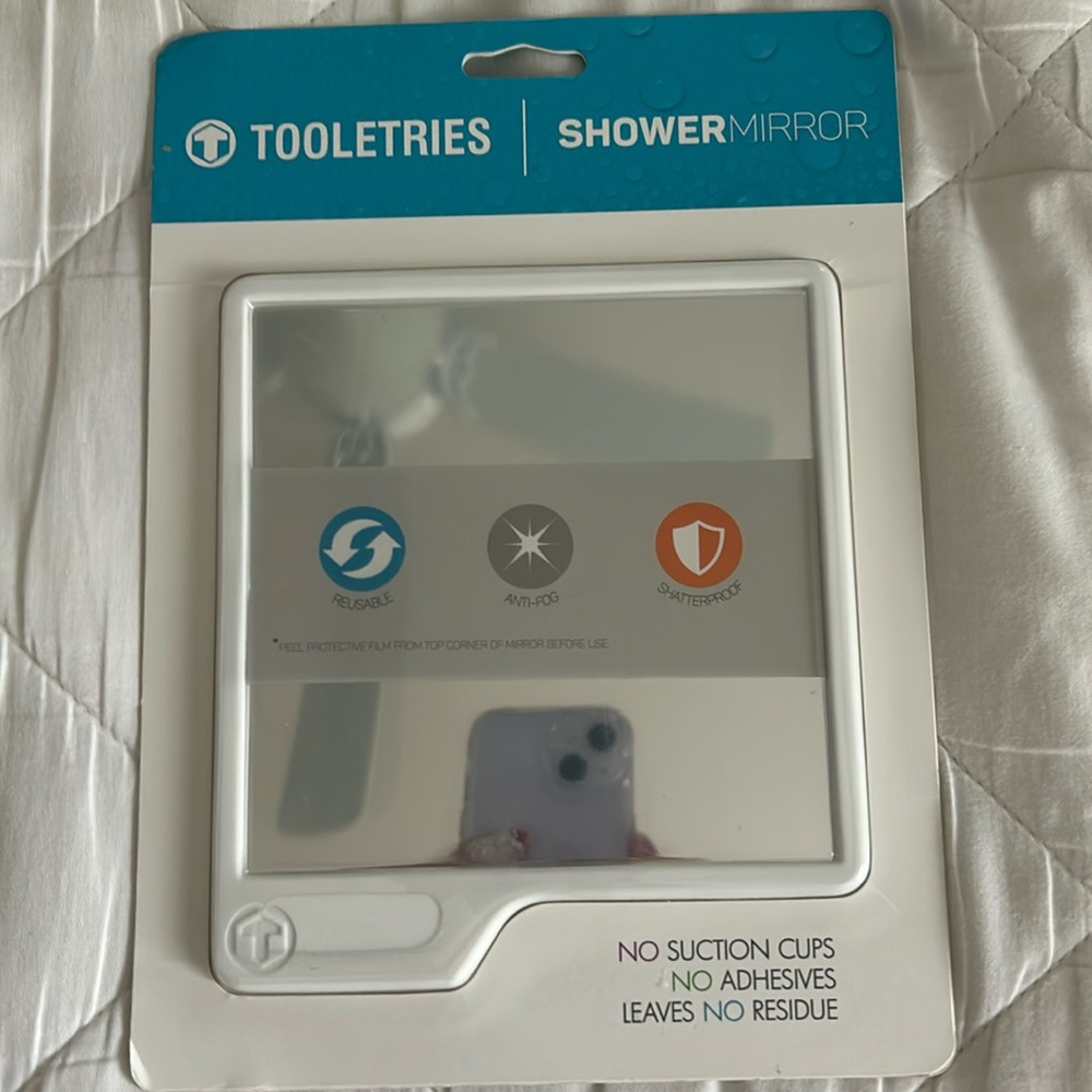 Tooletries shower mirror